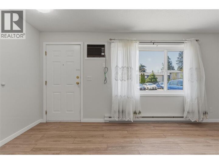 Property Photo:  4202 Alexis Park Drive 105  BC V1T 6H3 