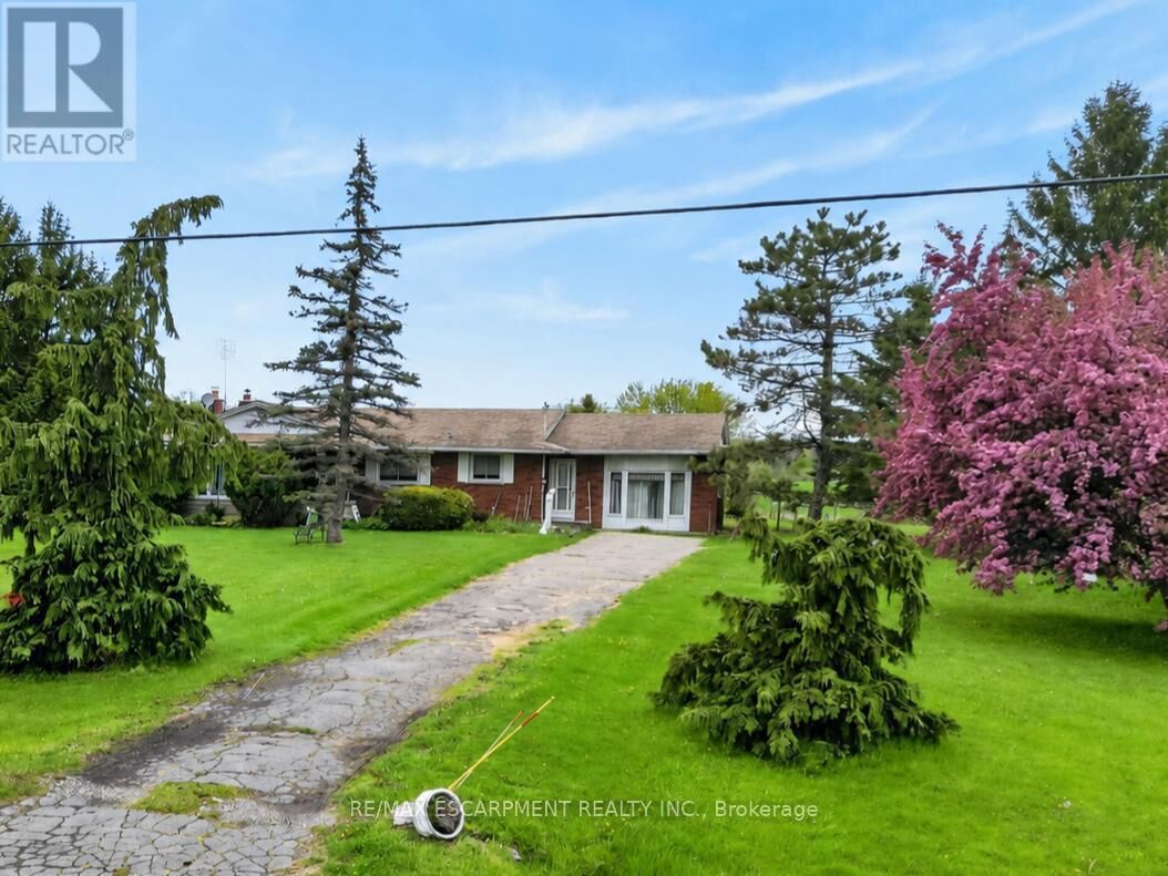 Property Photo:  5697 Regional Rd 69  ON L0R 1Y0 