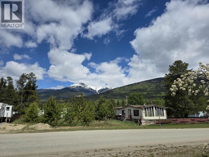 Property Photo:  1025 9th Avenue  BC V0E 2Z0 