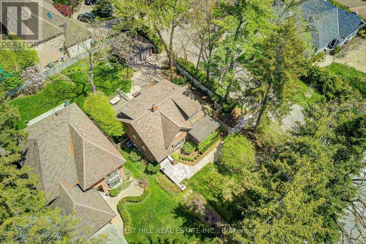 Property Photo: 1381 Lorne Park Road ON L5H 3B2