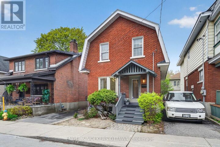 Property Photo:  30 Roslyn Avenue  ON K1S 4W3 