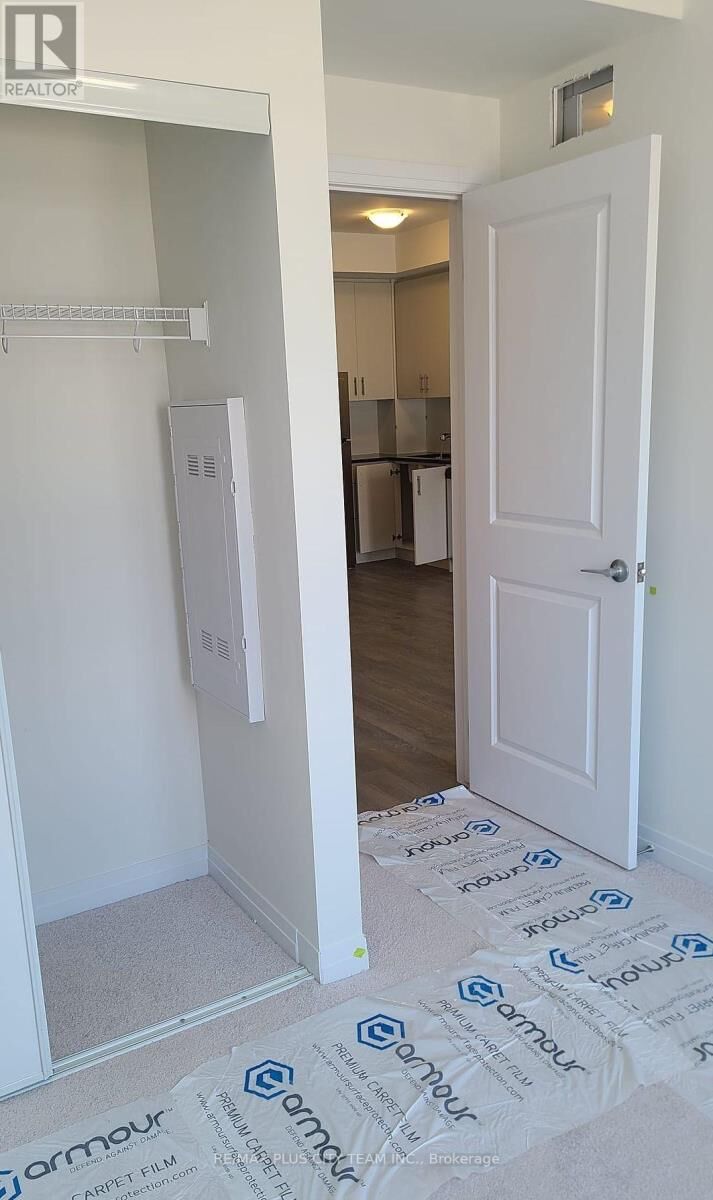 Property Photo:  2635 William Jackson Drive 809  ON L1P 2V8 