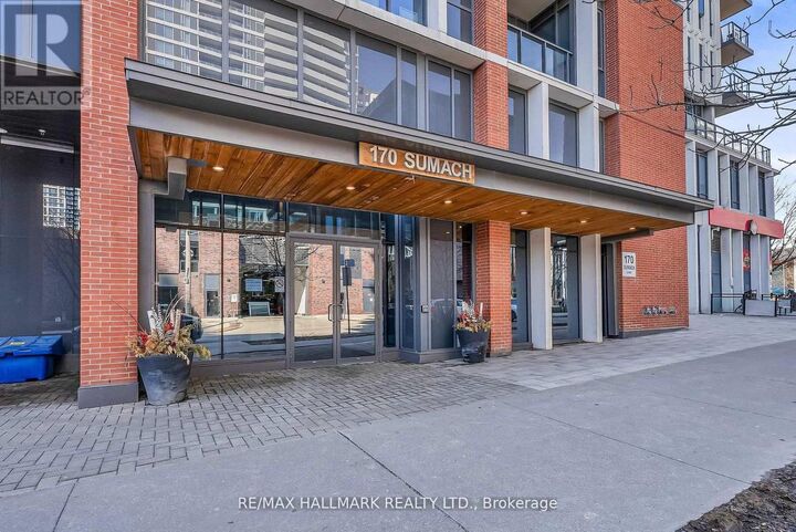 Property Photo:  170 Sumach Street 908  ON M5A 0C3 