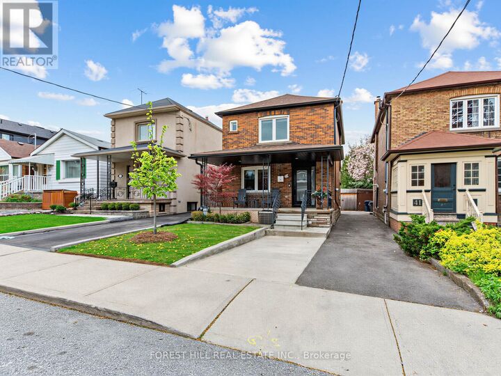 Property Photo: 39 Belgravia Avenue ON M6E 2M4