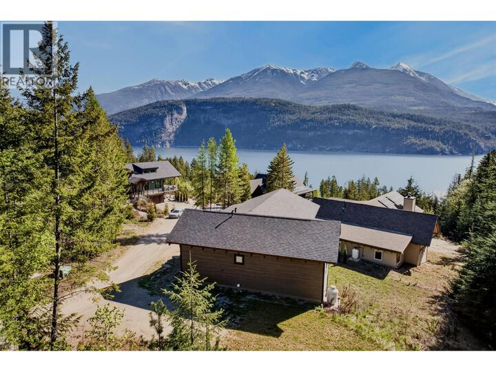 Property Photo: 23 Birchgrove Bend BC V0G 1M0