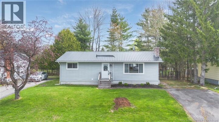 Property Photo:  173 Gulliver Drive  NB E3A 5B1 