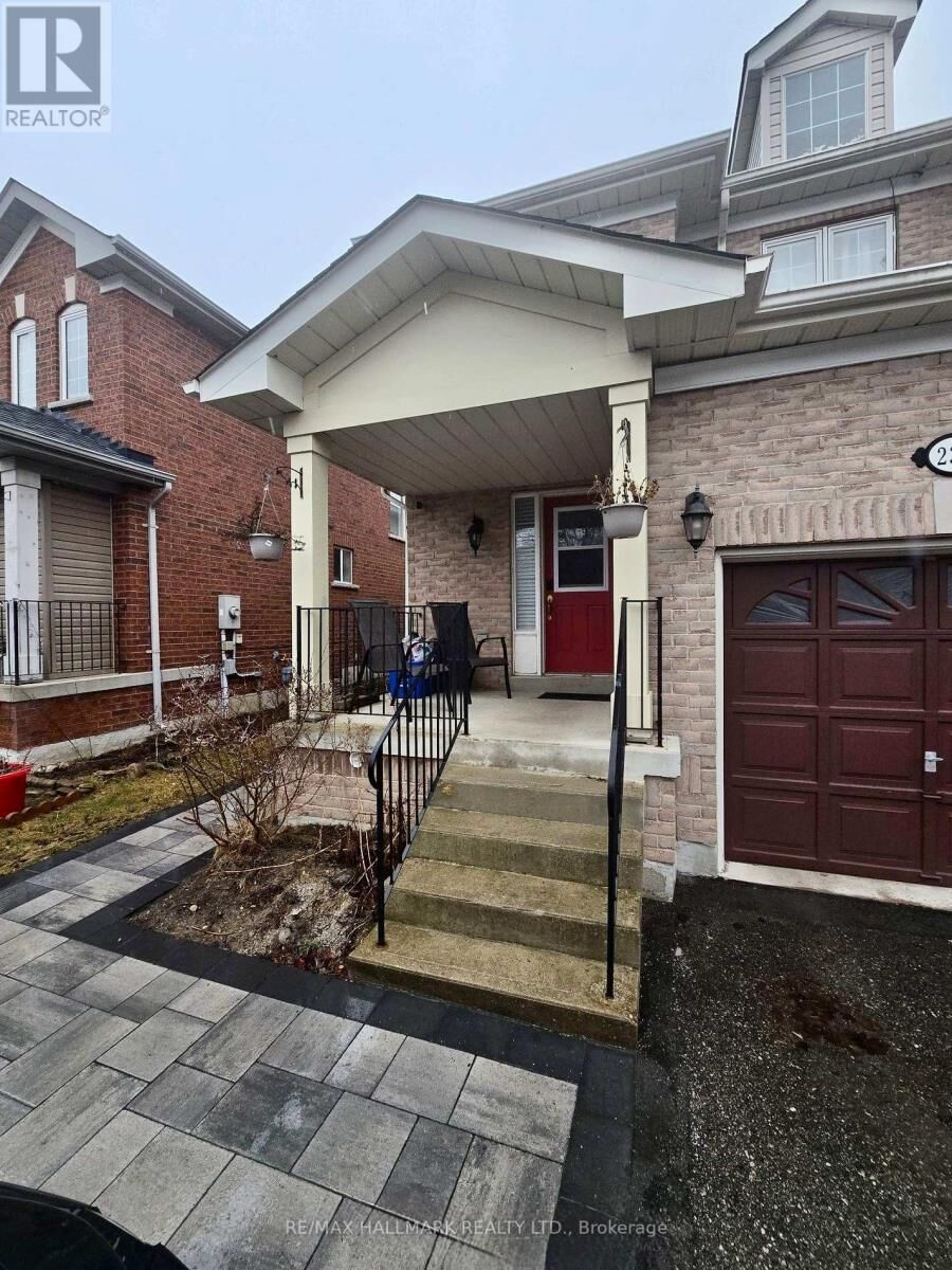 Property Photo:  239 Banbrooke Crescent Basement  ON L3X 2W5 
