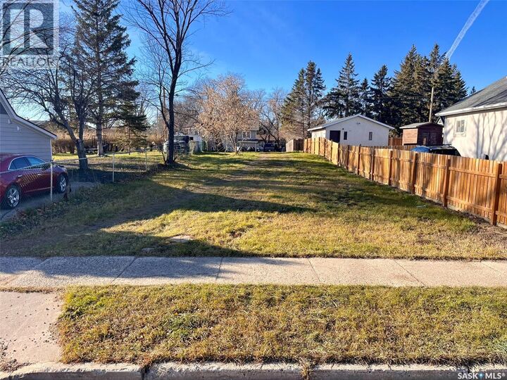 Property Photo:  68 Victoria Avenue  SK S3N 1S8 