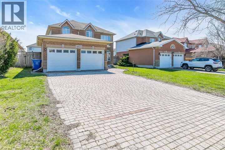 Property Photo: 1063 Peach Blossom Crescent ON N9G 2R5