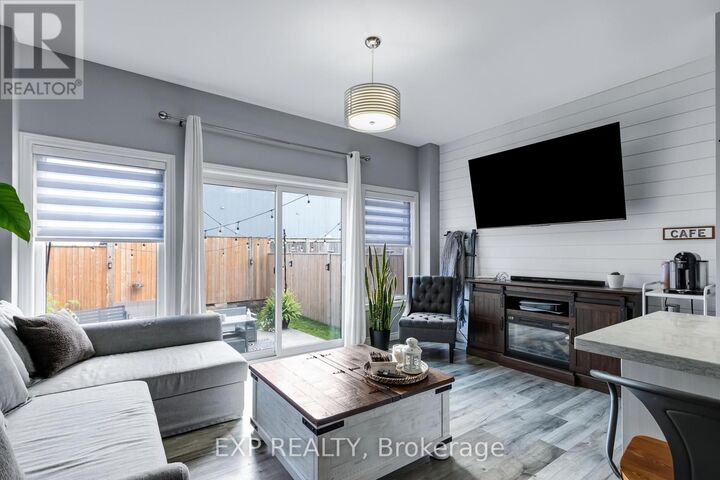 Property Photo:  688 Dunn Avenue  ON L8H 6M6 