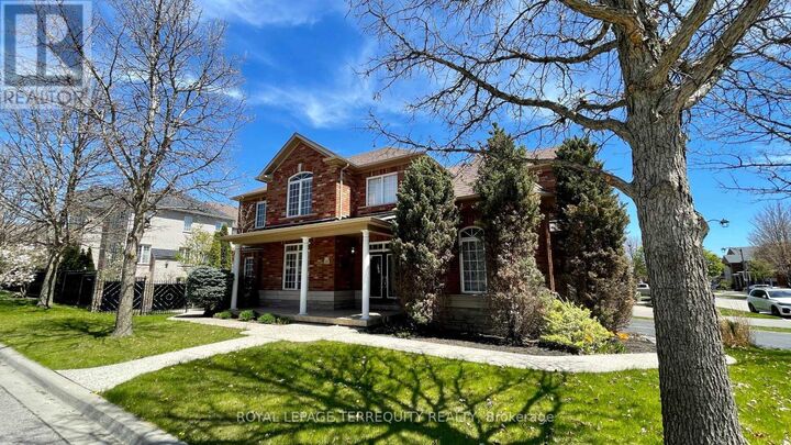 Property Photo:  2114 Helmsley Avenue  ON L6M 4R5 