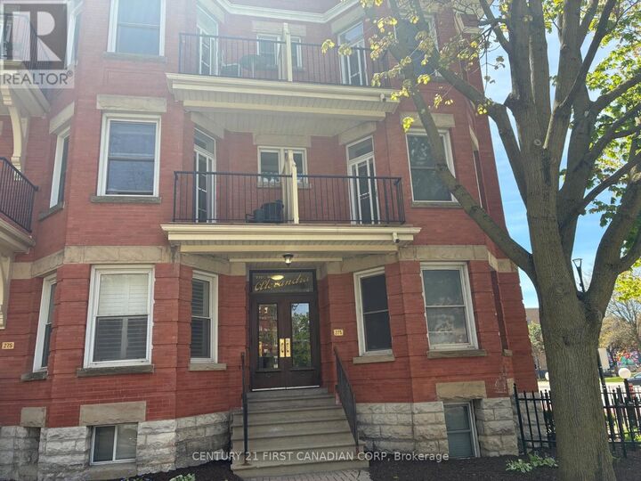 Property Photo:  275 Queens Avenue 202  ON N6B 1X2 