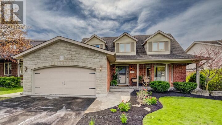 Property Photo: 15 Joann Crescent ON N0B 1S0