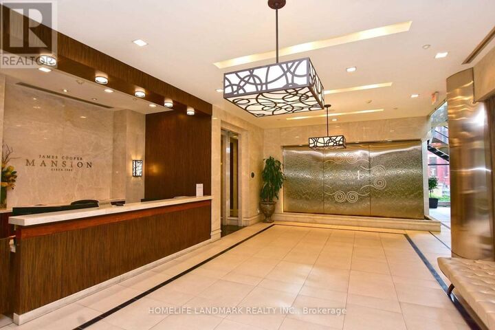 Property Photo:  28 Linden Street 502  ON M4Y 0A4 