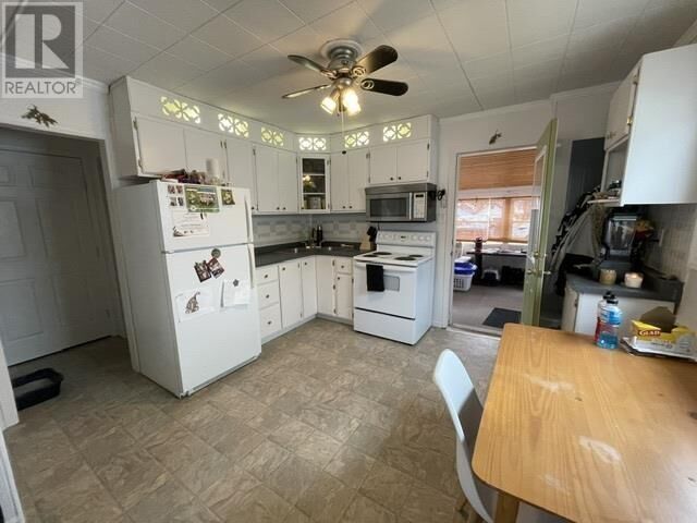 Property Photo:  25 Casimir Ave  ON P8N 2G8 