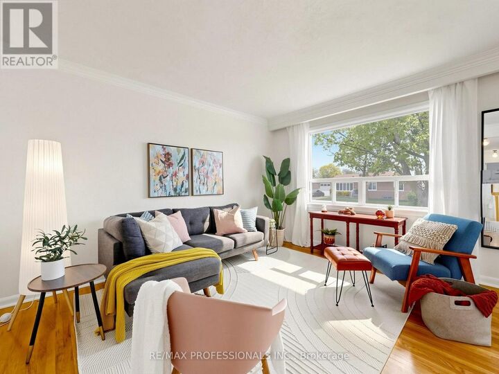 Property Photo:  72 Frost Street  ON M9W 1Y8 