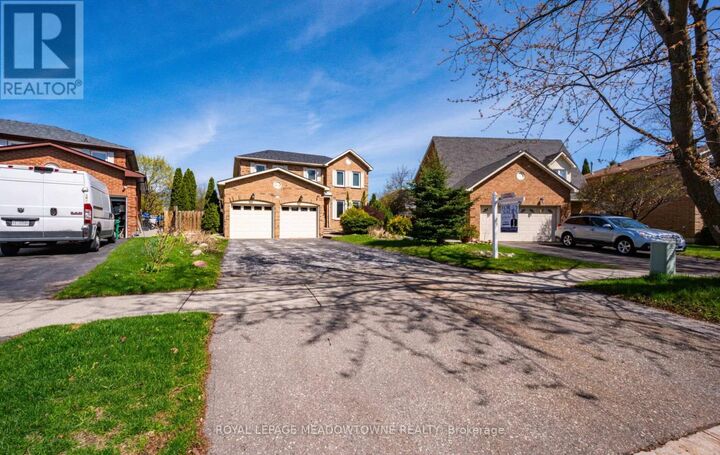 Property Photo:  16 Cox Crescent  ON L6X 3H1 