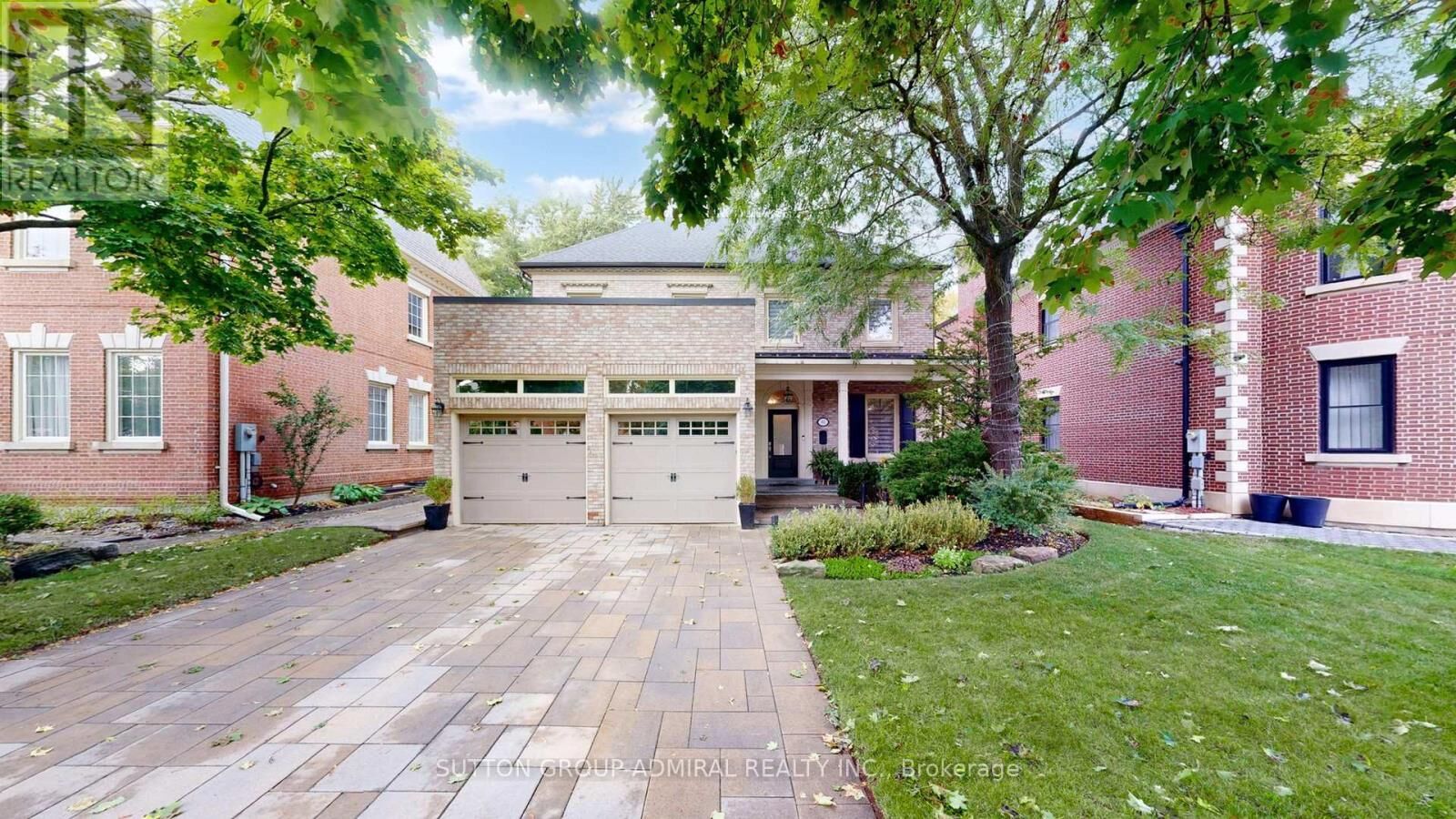 Property Photo: 60 Baynards Lane ON L4C 9B4