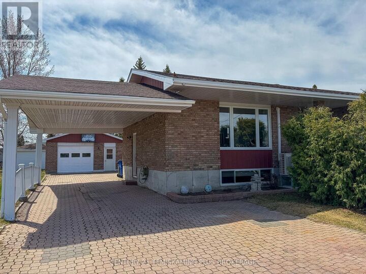 Property Photo:  45 Twelfth Street East  ON P0J 1E0 