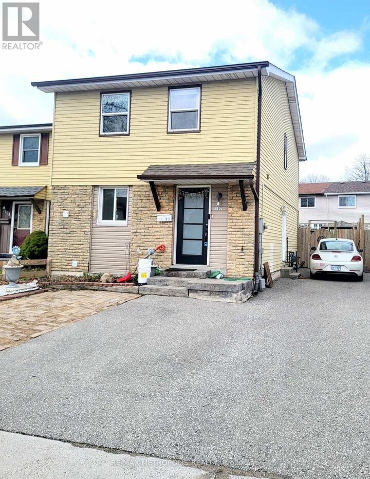 Property Photo:  1192 Oxford Street  ON L1J 6C8 