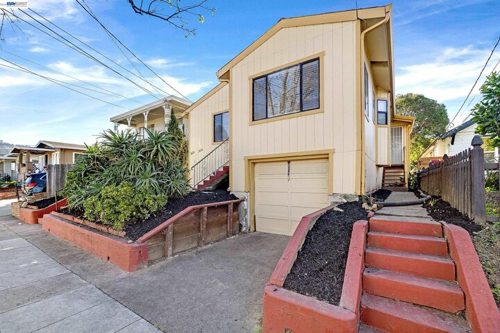 Property Photo: 3626 A Midvale Ave CA 94602