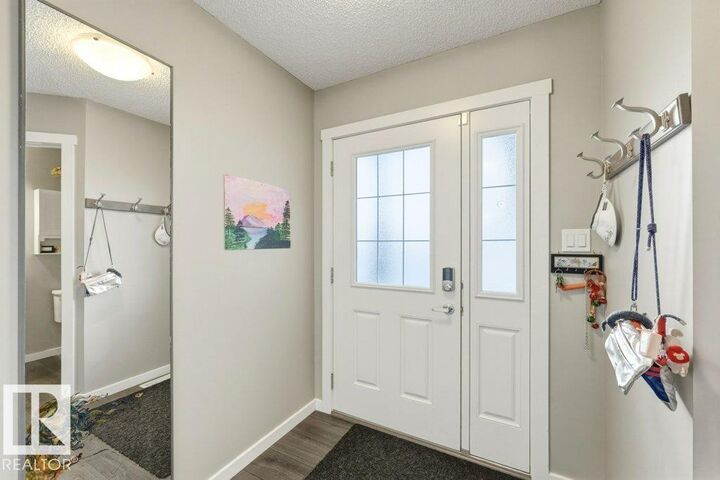 Property Photo:  4443 6 Street NW  AB T6T 0Z8 