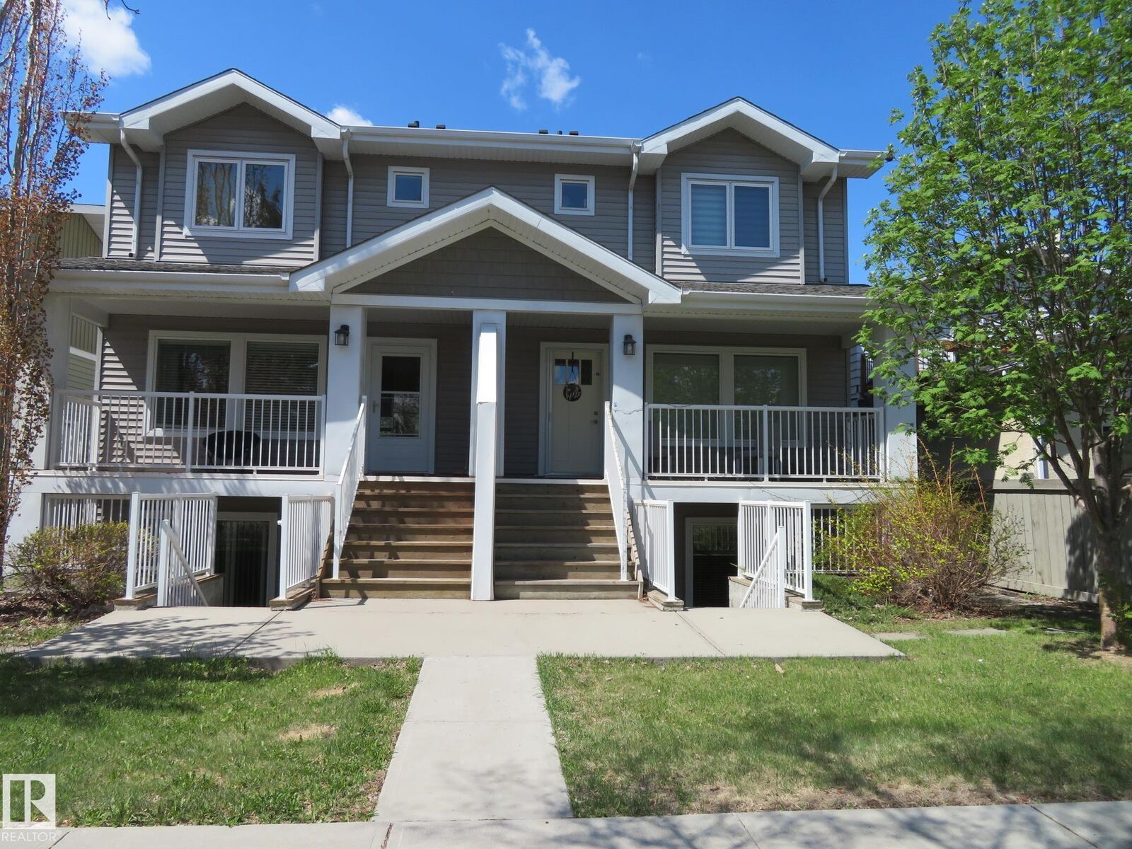 Property Photo:  11840 112 Street NW  AB T5L 0C2 