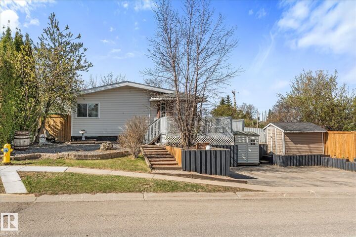 4759 48 Street — photo 1