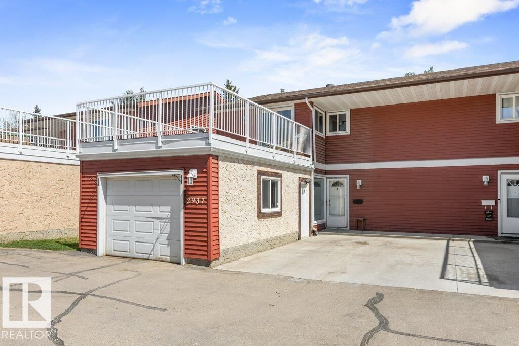 Property Photo:  2937 130 Avenue NW  AB T5A 3M1 