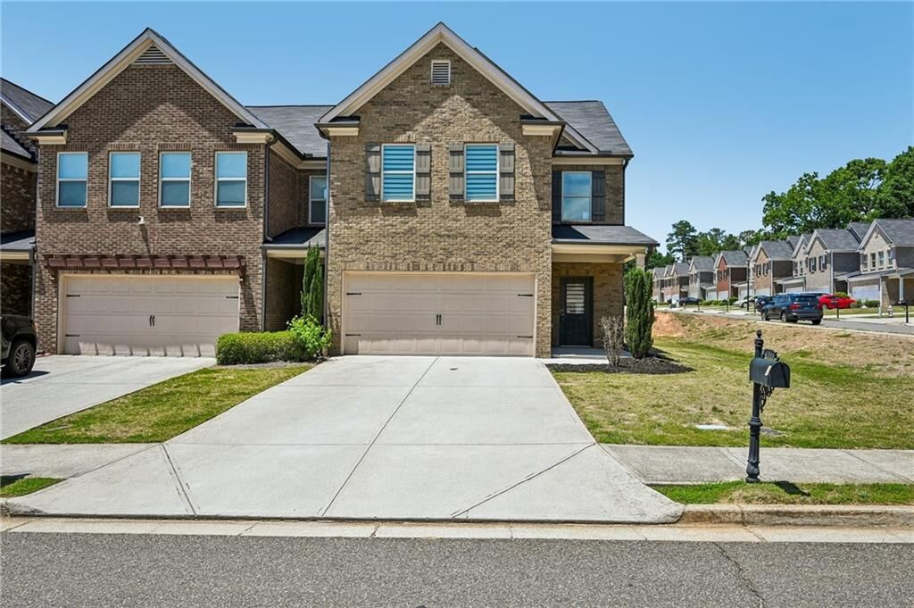 Property Photo: 256 Centerview Way GA 30046