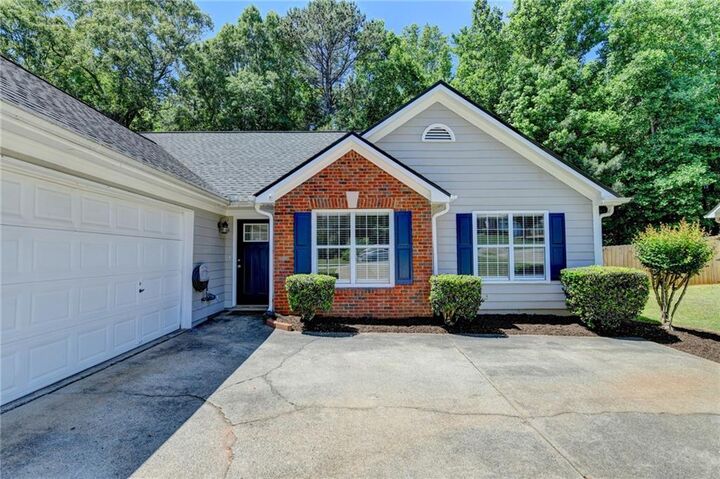 Property Photo: 657 Arbour Way GA 30024