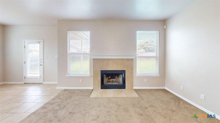 Property Photo:  500 W Libra Drive  TX 76542 