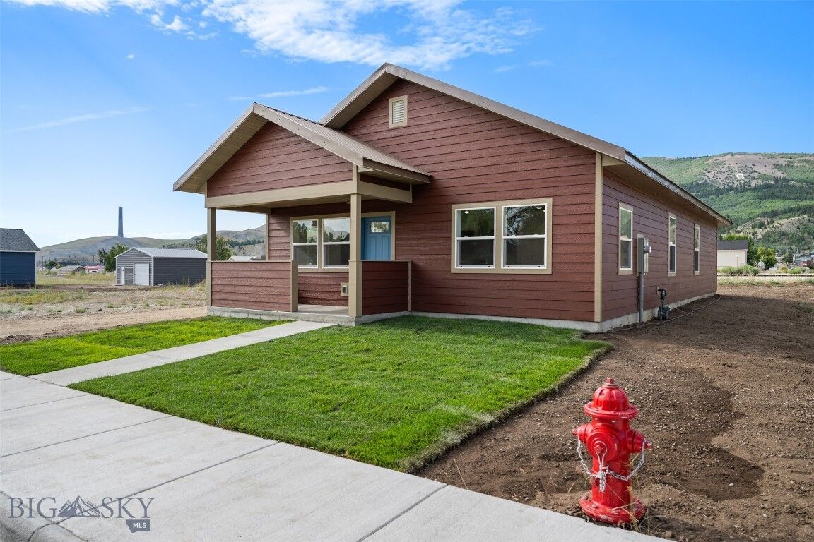 Property Photo: 505 E Pennsylvania Street MT 59711