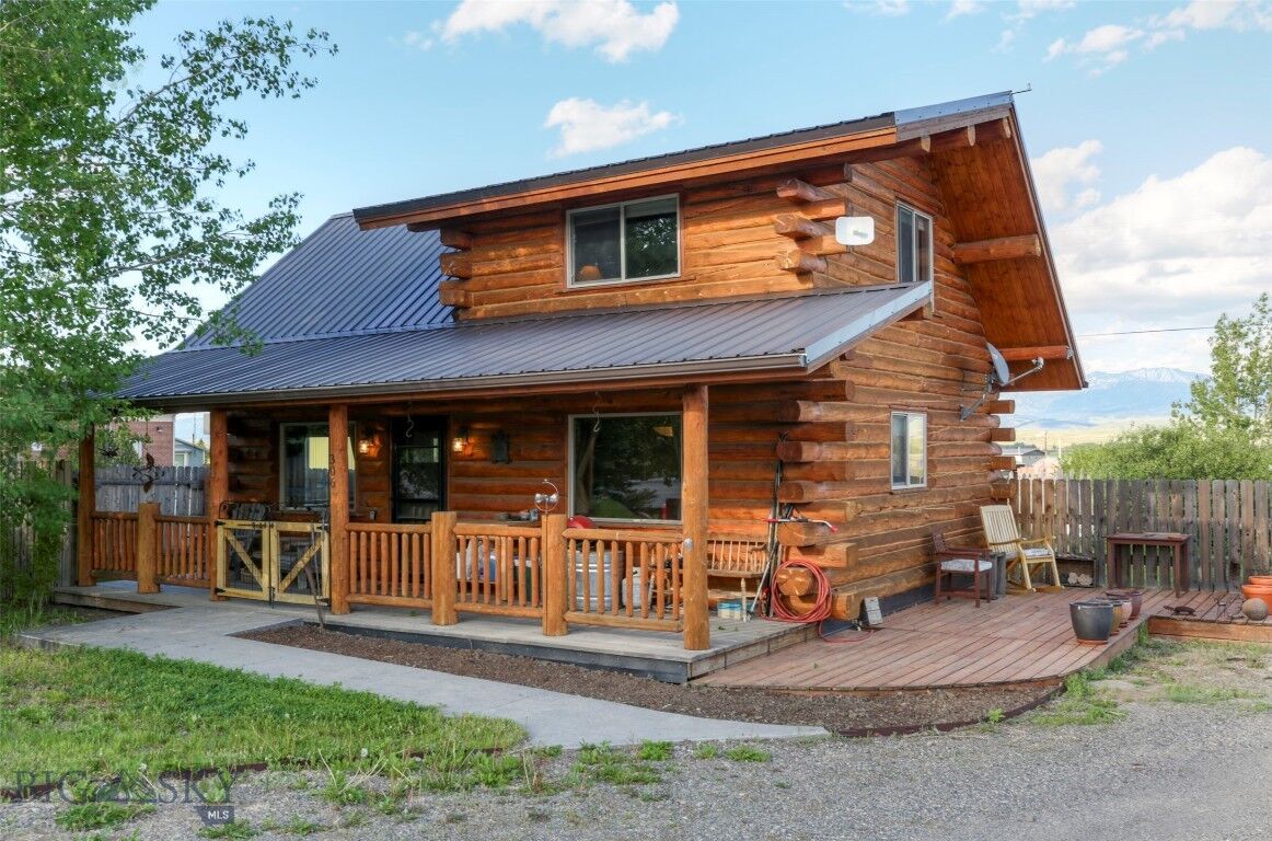 Property Photo: 306 Elliot Street MT 59086