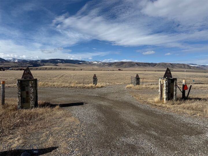 Property Photo:  Madison River Tracts Parcel 8  MT 59720 