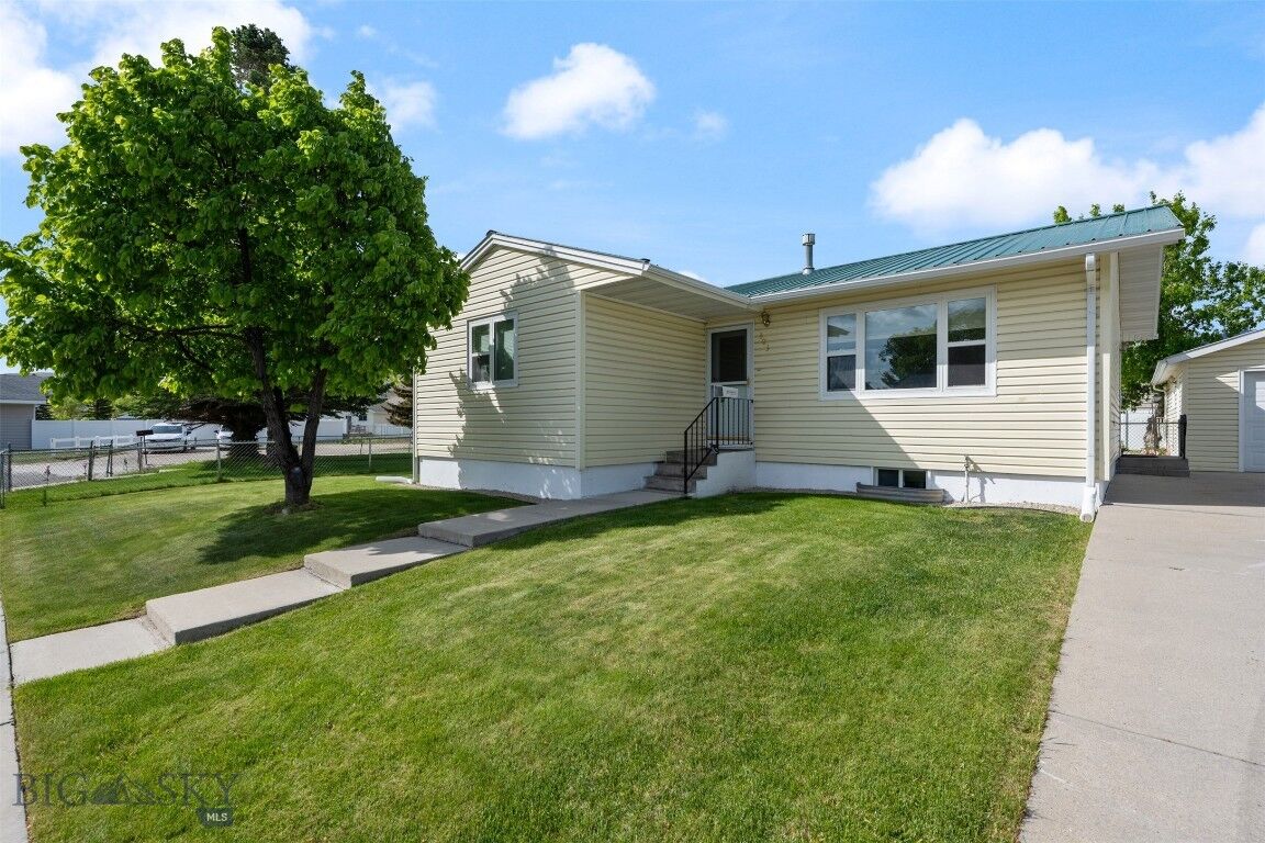 Property Photo: 303 Sharon Court MT 59711