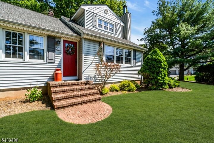 Property Photo:  88 Woodlawn Ave  NJ 08807 