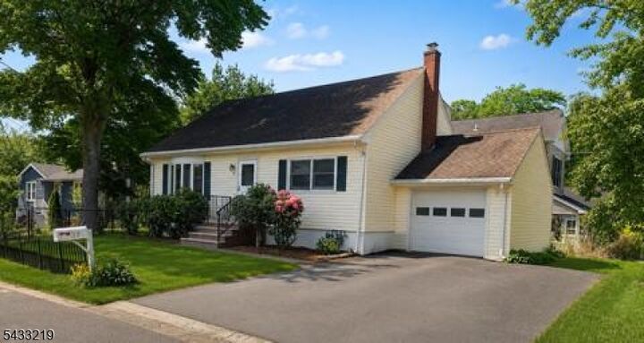 Property Photo:  37 Linden Rd  NJ 07470 
