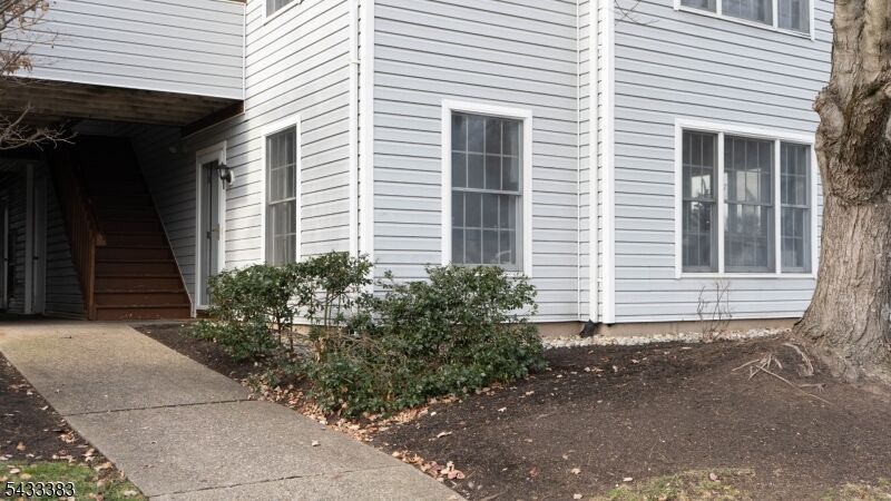 Property Photo: 94 Stonyridge Dr 94 NJ 07035