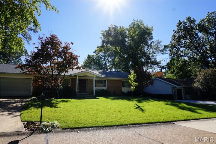 Property Photo:  744 Bergerac Drive  MO 63141 