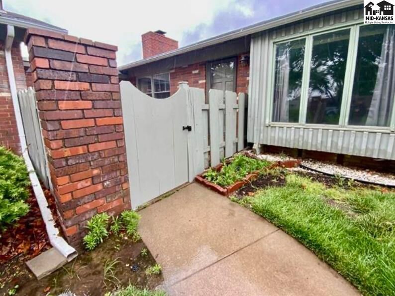 Property Photo:  3100 Nutmeg Ln  KS 67502 