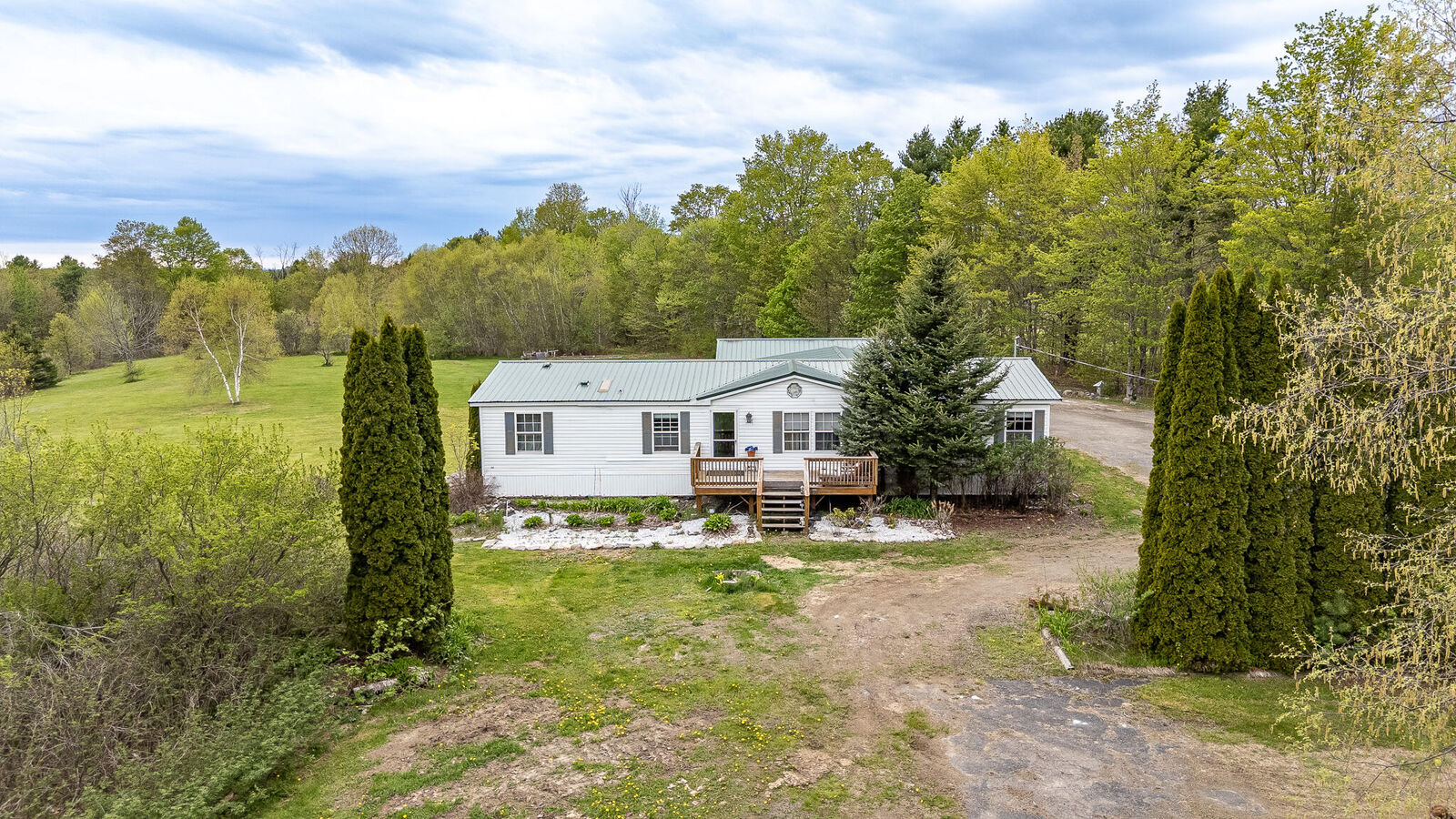 Property Photo:  1299 Bangor Road  ME 04426 