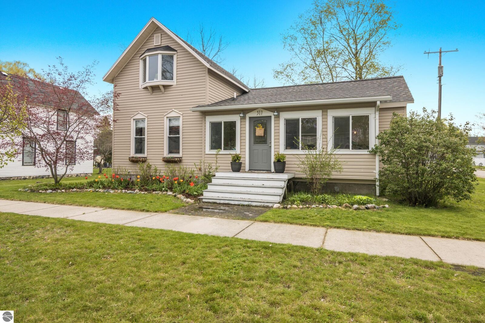 Property Photo: 517 Spruce MI 49629