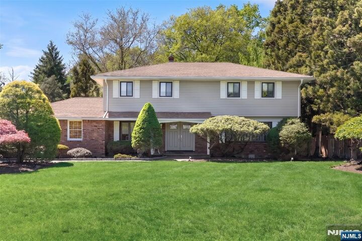 Property Photo:  25 Maria Drive  NJ 07642 