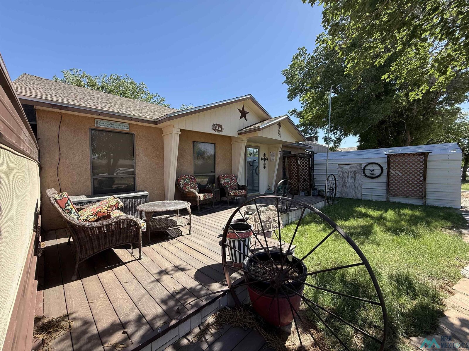 Property Photo:  810 W Centre Avenue  NM 88210 