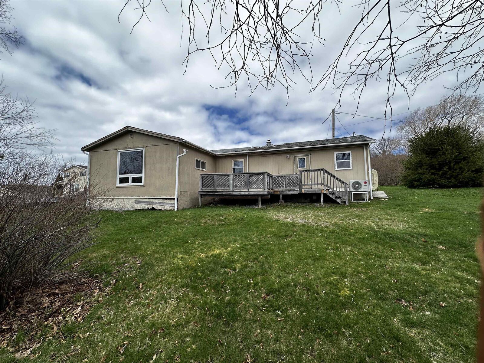 Property Photo:  22 Old Halifax Road W  NS B0N 2T0 