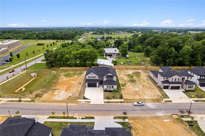 Property Photo:  4424 S 88th Street  AR 72713 