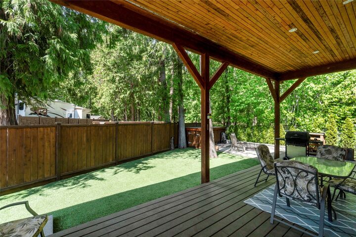 Property Photo: 1131 Pine Grove Road 8 BC V0E 1M5