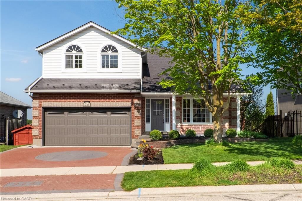 Property Photo:  314 Old Chicopee Trail  ON N2A 4C8 
