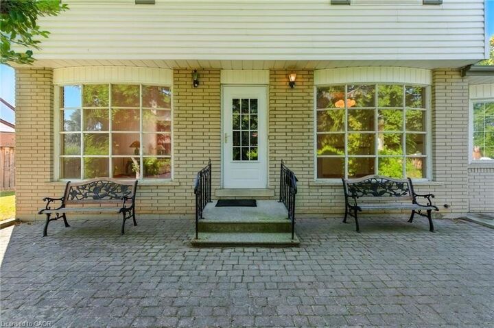 Property Photo: 18 Jasper Drive ON L8G 2S7
